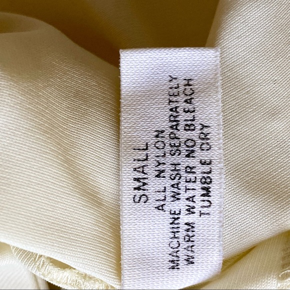 Vintage Shadowline Peignoir Set In Buttercream Yellow Size Small - Picture 12 of 13